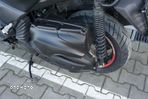 Yamaha X-max - 16