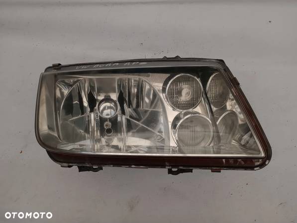 Lampa Przednia Prawy Przód P.P. VW Bora - 1