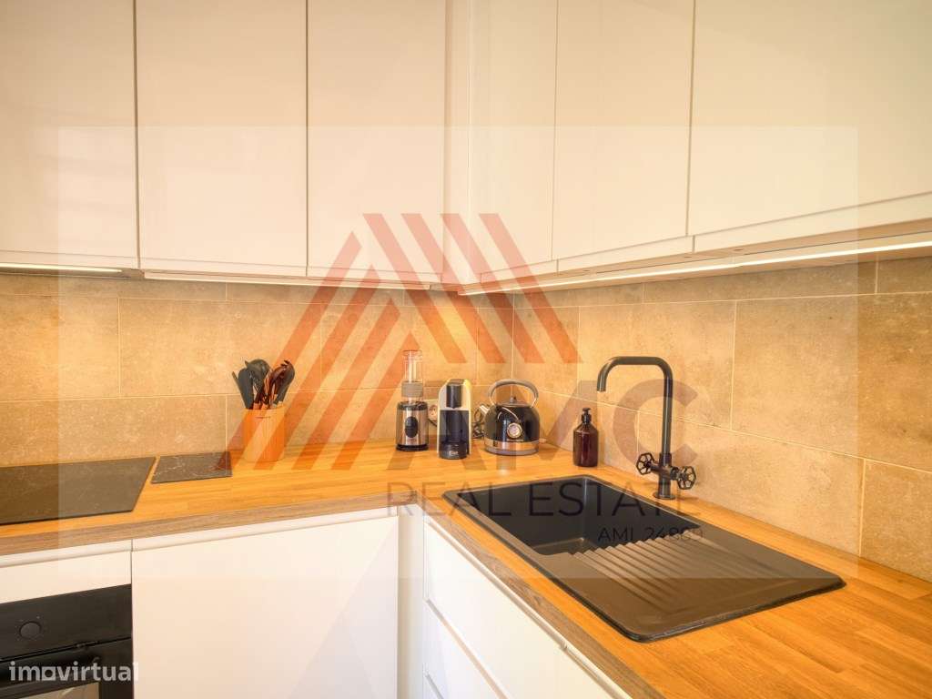 MORADIA COM 2 PISOS NO CORAÇÃO DA VILA MADALENA DO PICO-16