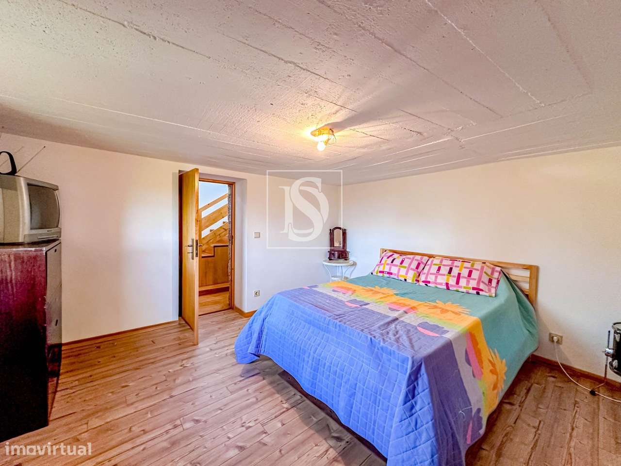 MORADIA T1 RENOVADA COM 10.000 m² – BUSTELO, AMARANTE-46