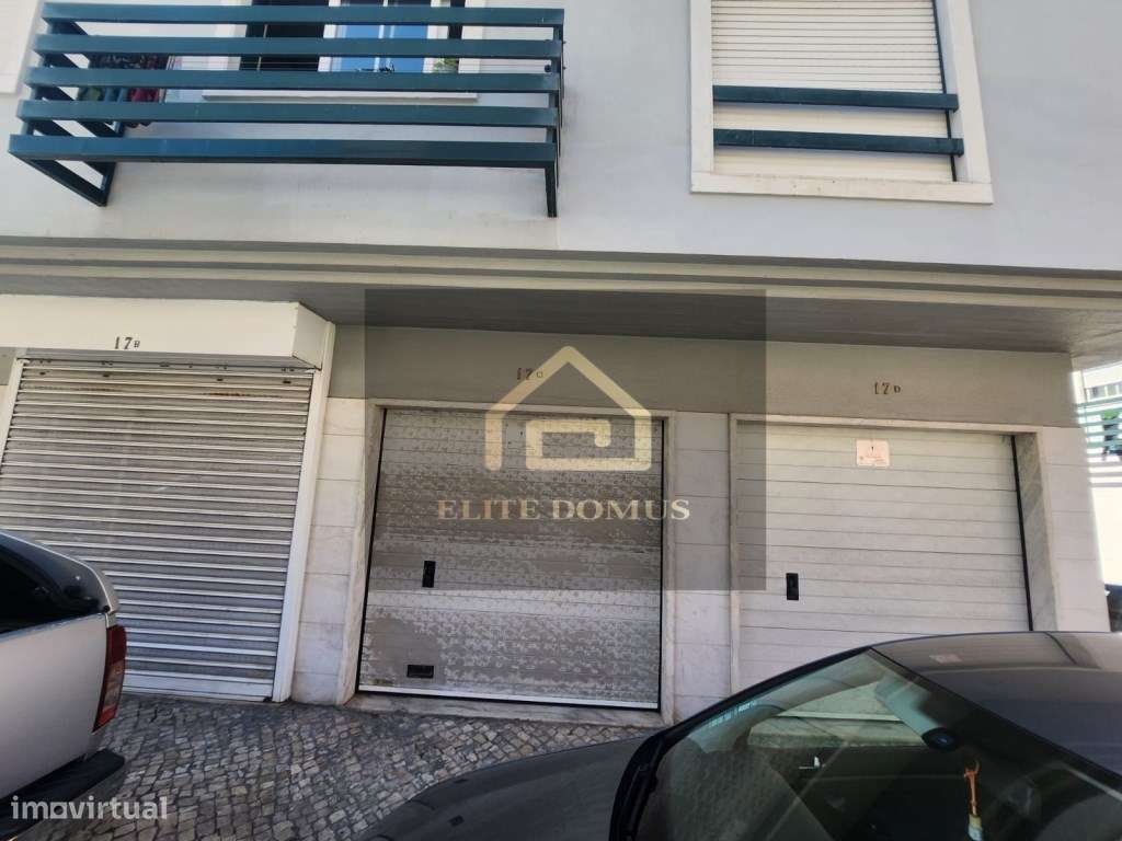 PRÉDIO RESIDENCIAL COM COMÉRCIO - Grande imagem: 3/4