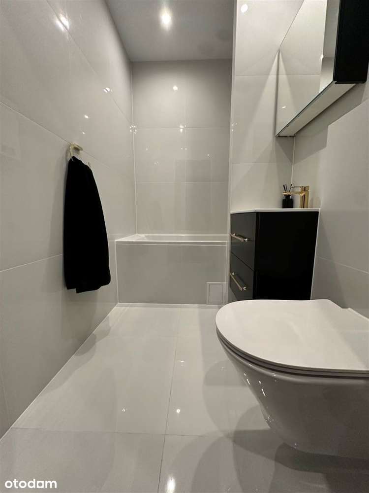 M-4 Jastrzębie - Zdrój, ul. Wrzosowa - niski blok-5