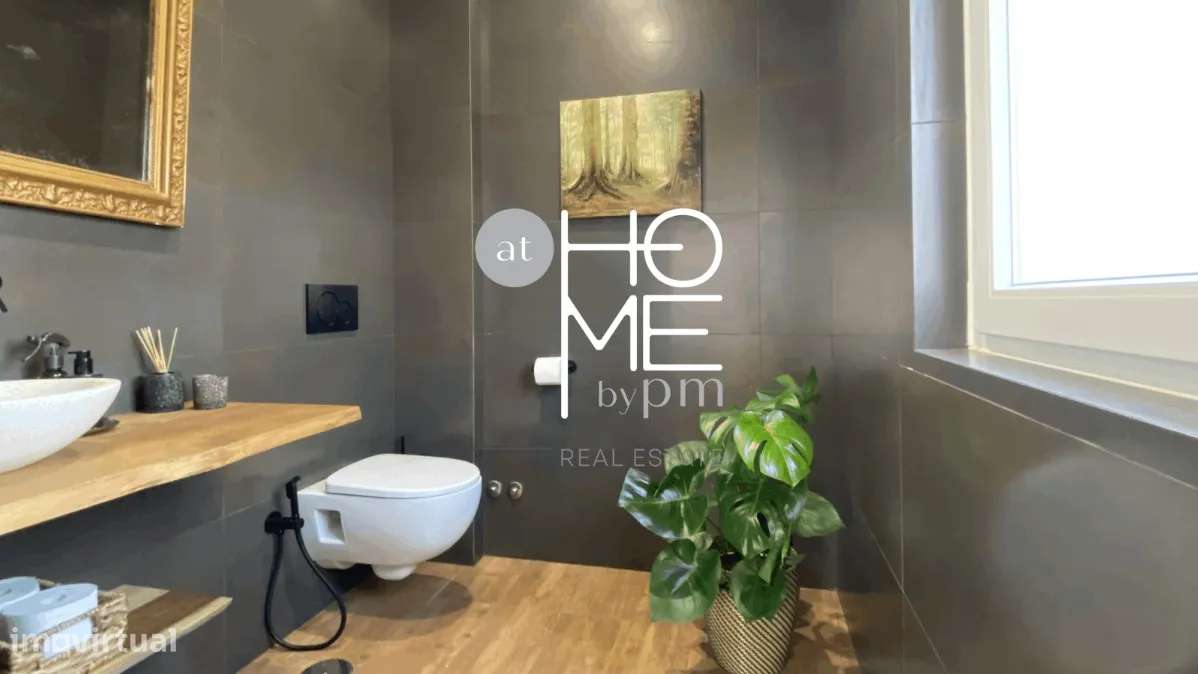 Caramão da Ajuda | Moradia T3 geminada única | Com garagem e terraço-9