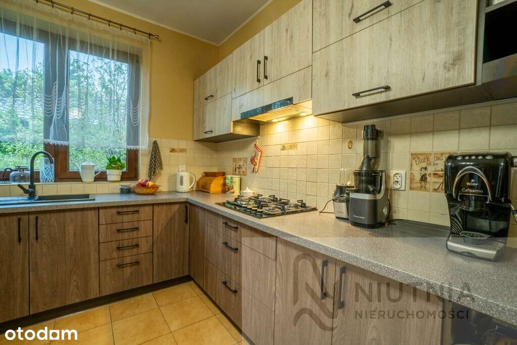 Wolnostojący dom z podwójnym garażem!-5