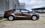 Kia Rio 1.2 M - 8