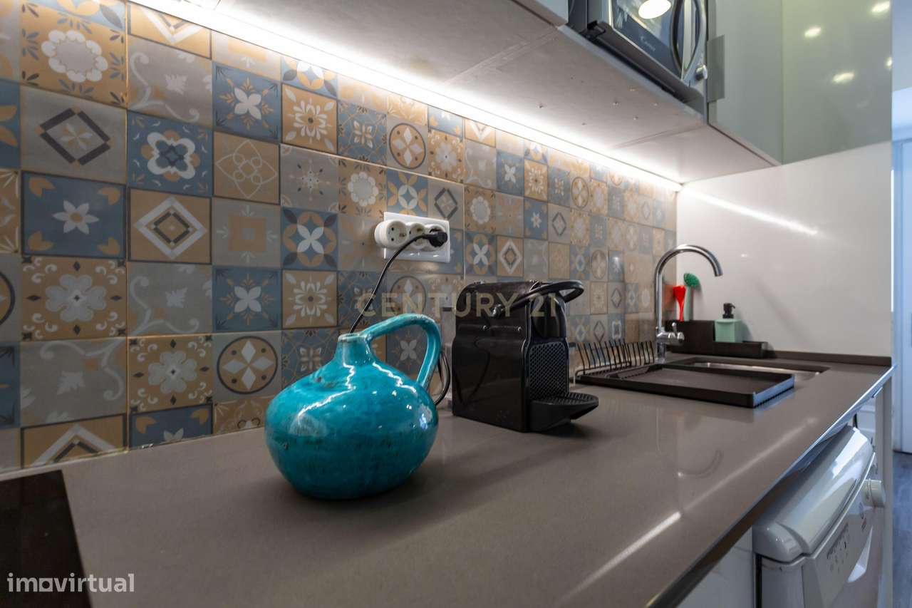 Apartamento T1 em Santa Apolónia - Grande imagem: 5/28