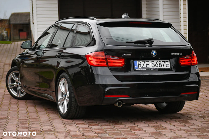 BMW Seria 3 320d Touring xDrive Sport-Aut Sport Line - 11