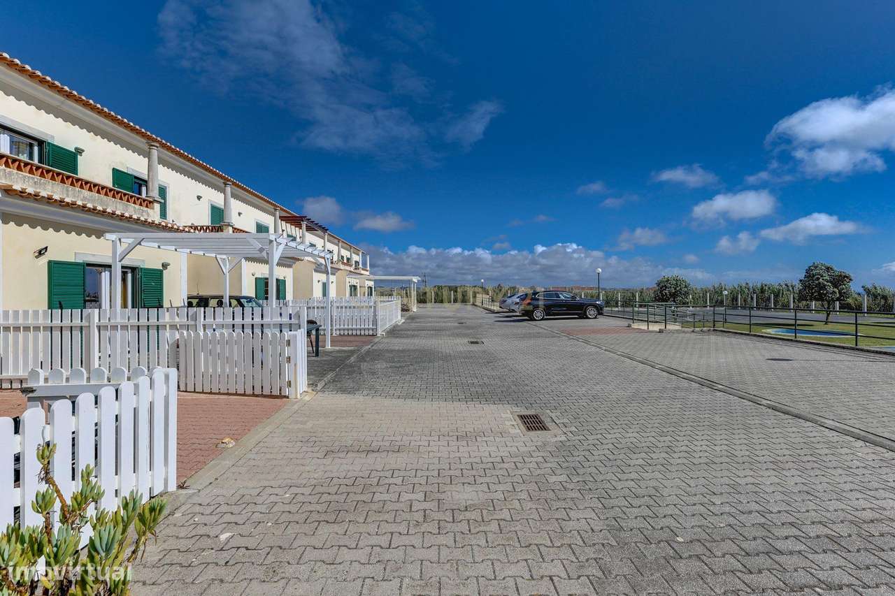 MORADIA T3 EM CONDOMÍNIO FECHADO COM PISCINA, JUNTO À PRAIA DA ASSENTA-19