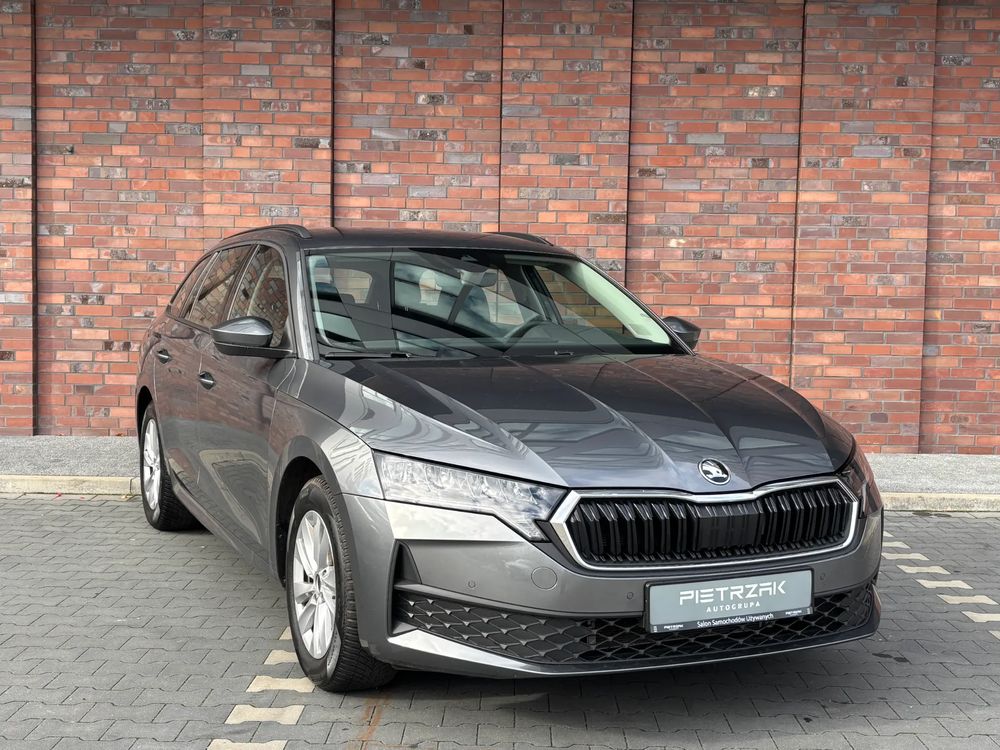 Skoda Octavia Salon Polska FV23%