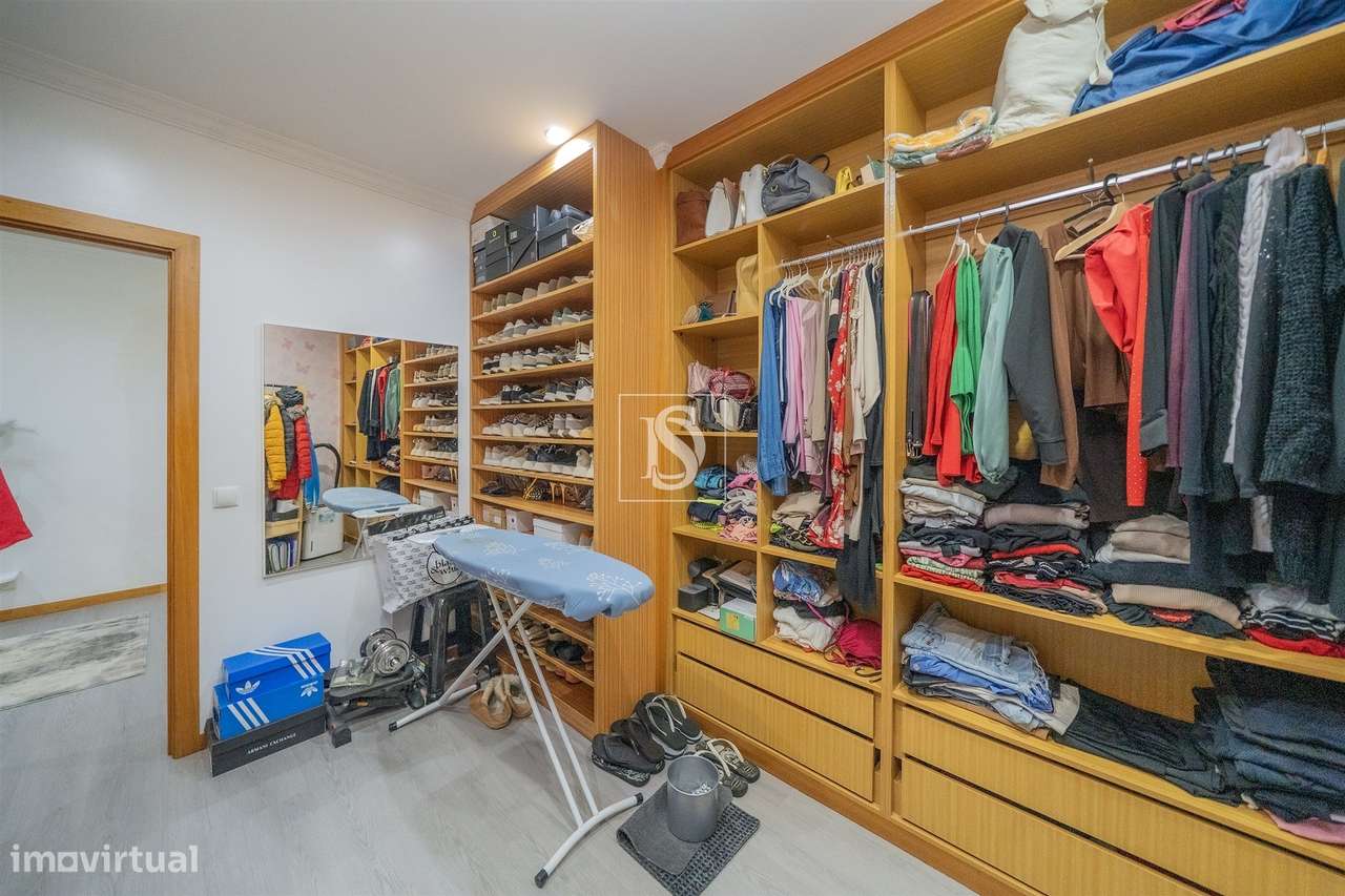T2+1, Remodelado, com Garagem Fechada, a 1,2 km da Praia — Vila do Con-34
