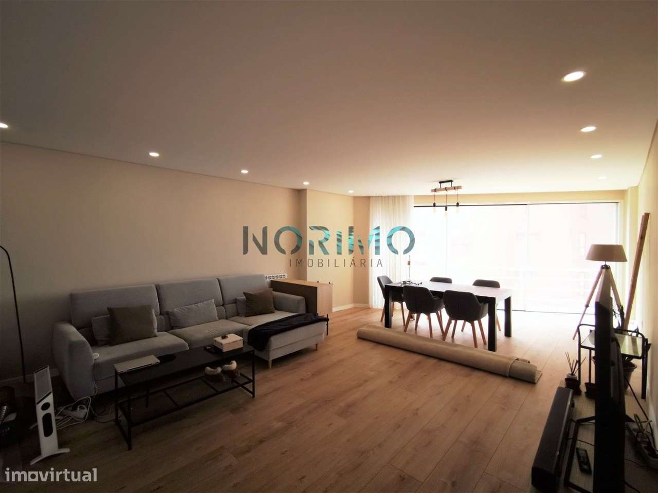 Apartamento T3 Frente Mar (Remodelado)-8