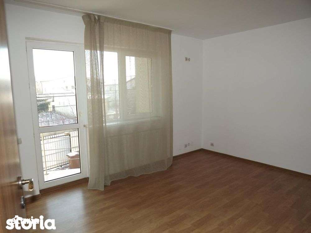 Casa P+1+M. 6 cam, Util 178mp. Teren 251mp - Imagine principală: 4/20