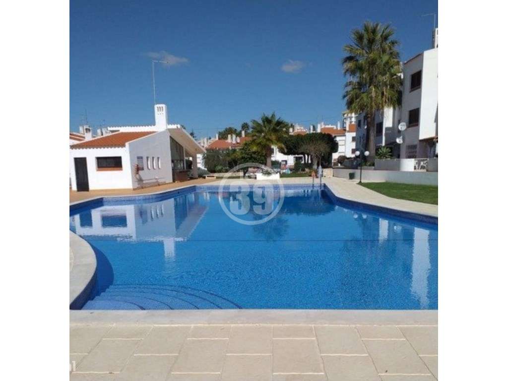 Apartamento duplex com 3 quartos, parqueamento privado e inserido n...-38