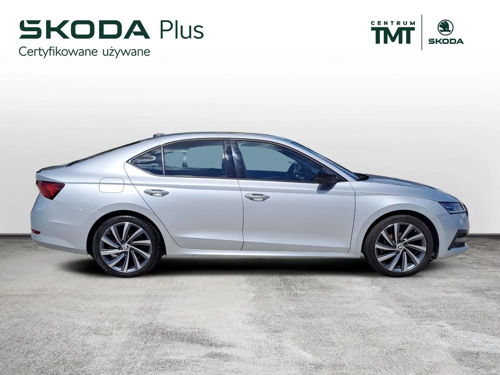 SKODA OCTAVIA 1.5eTSI 150KM Hak Virtual Martwe pole ACC Manetki Ambiente Elek.fotele