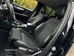 Volvo XC 40 T3 Geartronic Momentum Pro - 7