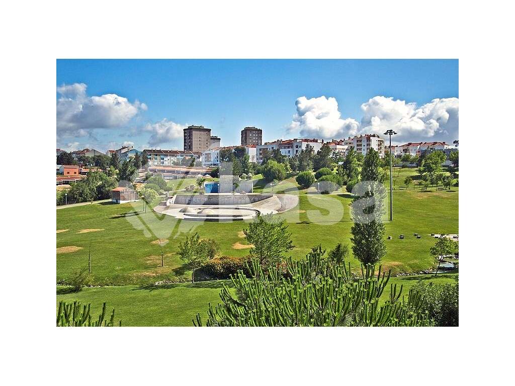 Viva no Coração do Barreiro - T3 Duplex Moderno e Funcional-15