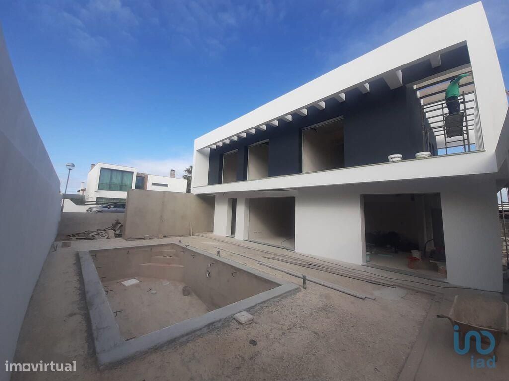 Casa / Villa T4 em Setúbal de 210,00 m2