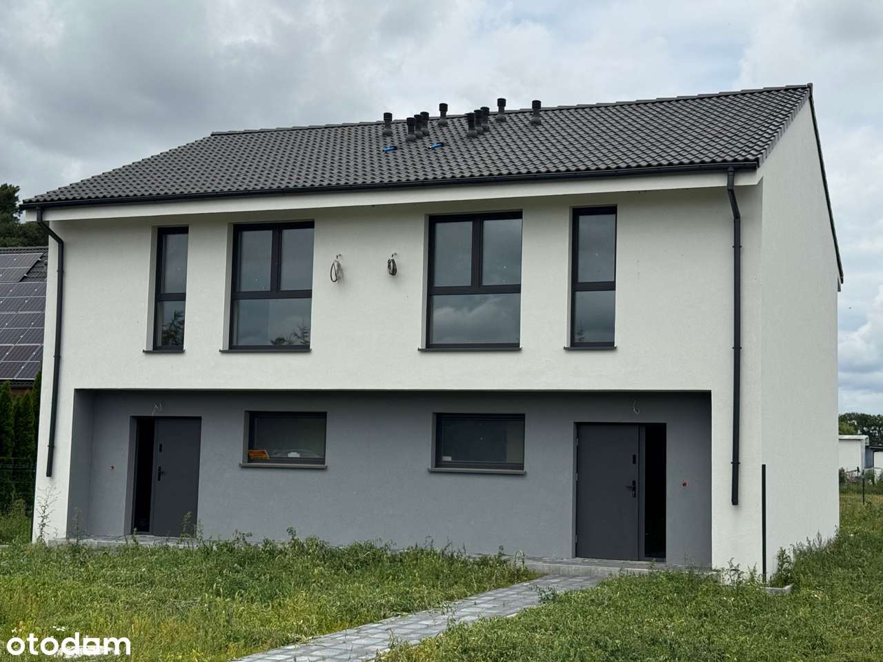 Nowoczesny Dom w zabudowie dwulokalowej-2