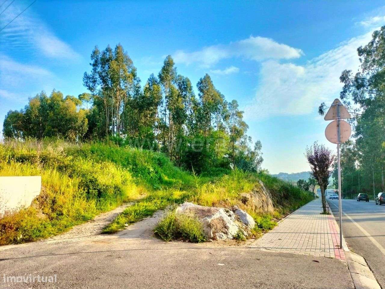 Terreno para construção junto ao centro da cidade de Paredes - Grande imagem: 3/3