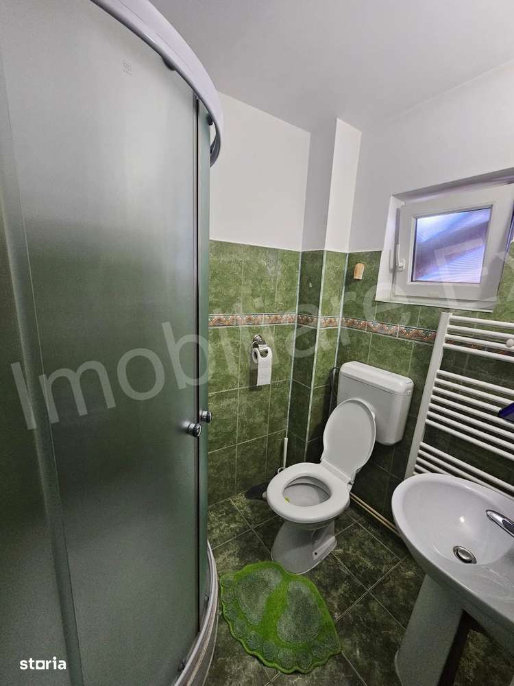 Casă de vânzare în Curtea de Argeș.-8