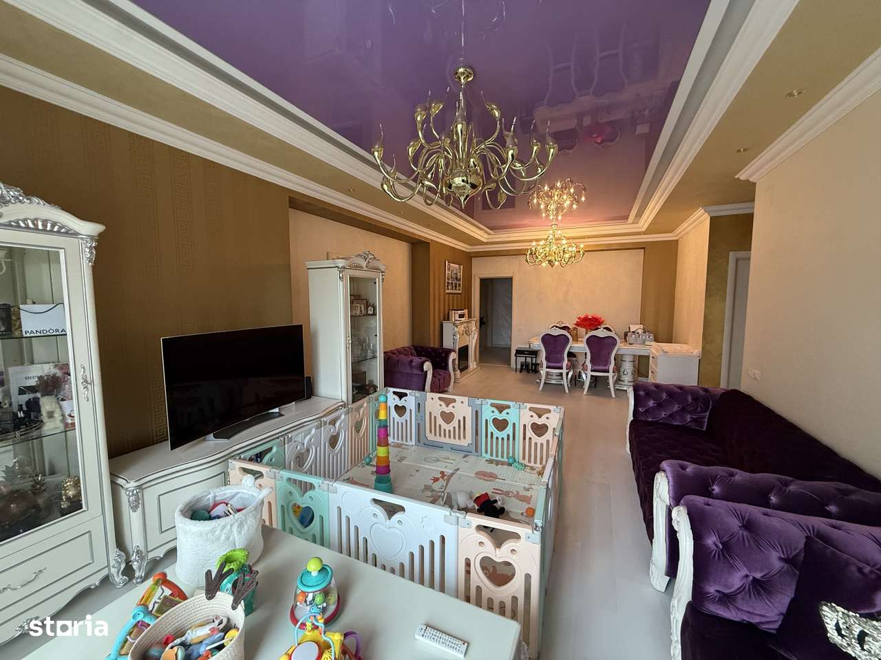 4 camere spaioase, doua terase, acces direct catre Parcul Herstru
