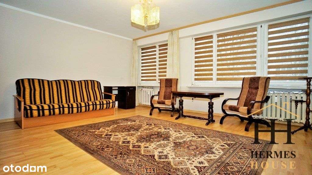 Przestronne dwupokojowe mieszkanie-0