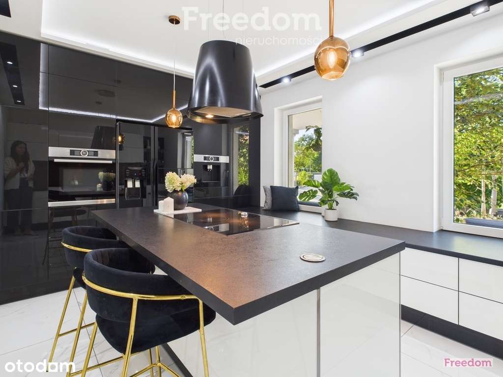 Parterowy dom z przeszklonym ogrodem w Kątach - Pełny obrazek: 4/20