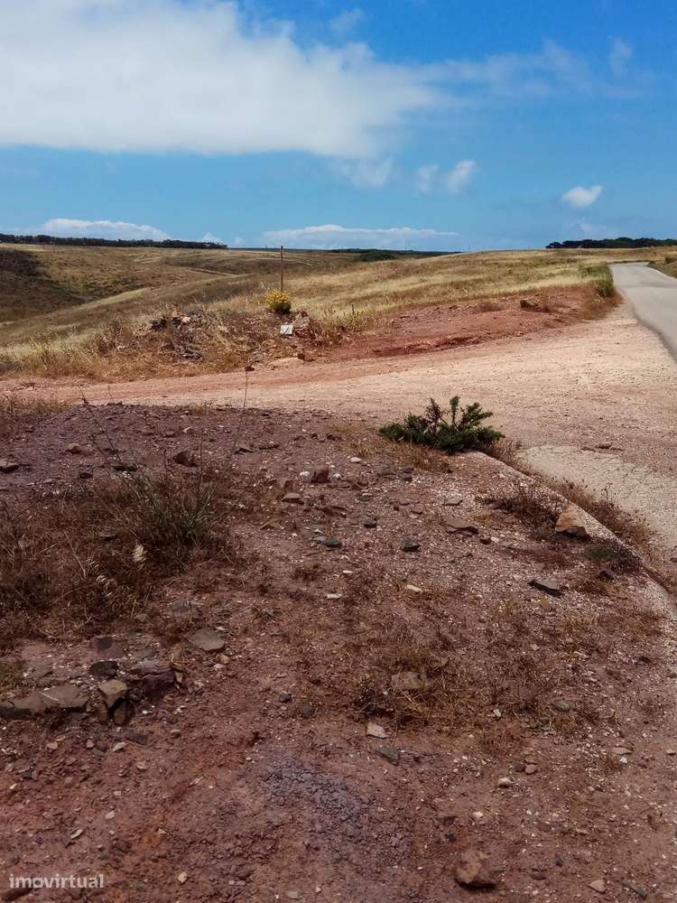 Terreno Rústico Currais Velhos - Vila do Bispo _ 664Lagos V13-27