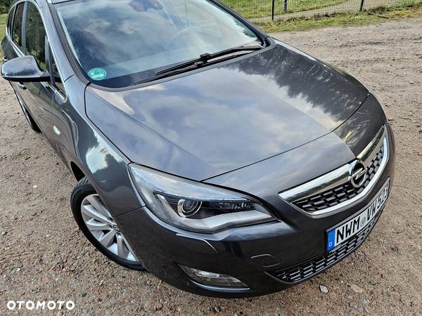 Opel Astra 1.4 Turbo Sports Tourer Design Edition - 9