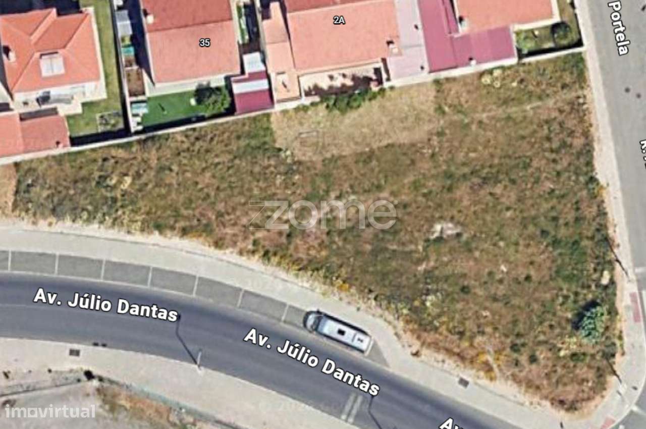 Terreno Urbano com projeto aprovado em São Domingos de Rana-4