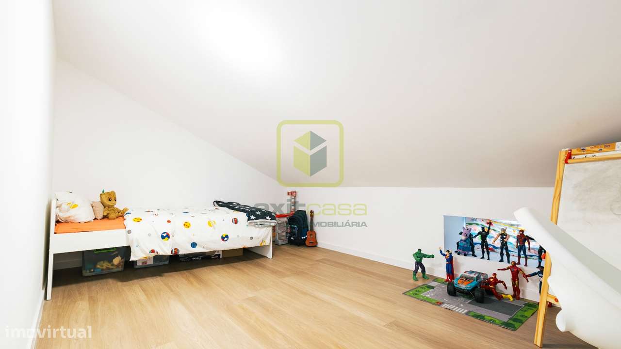 Moradia T4 remodelada-21