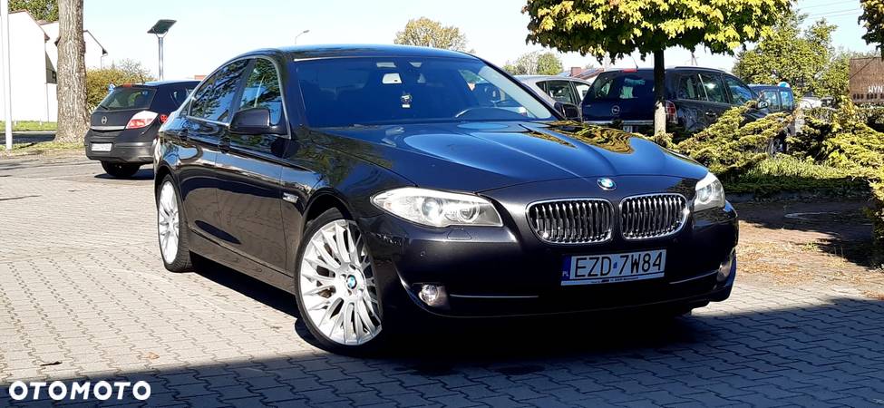 BMW Seria 5 520d Luxury Line - 4