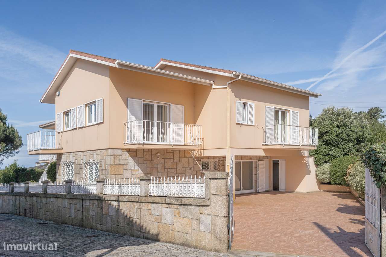 MORADIA T4 + 2 COM VISTA MAR EM MARINHAS, ESPOSENDE-28