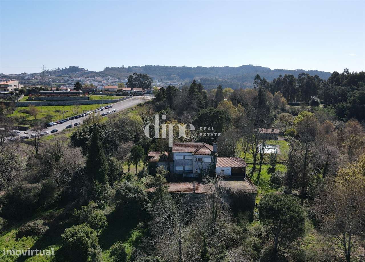 Lote com 836 m2 para comércio ou serviços - Grande imagem: 4/13