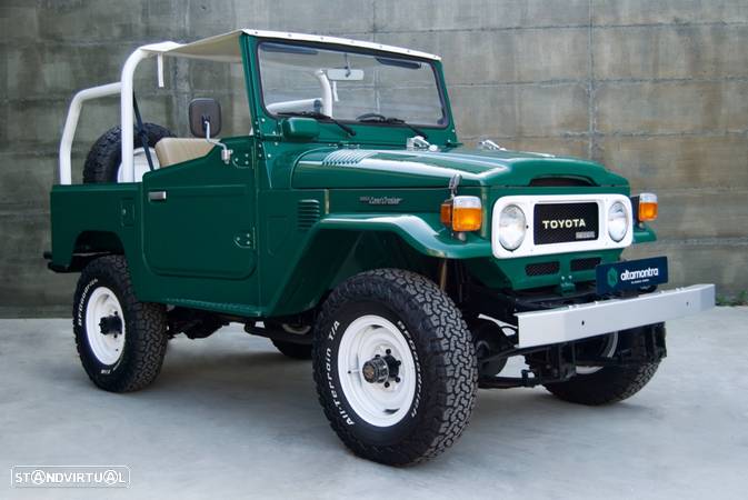 Toyota BJ 40 - 10