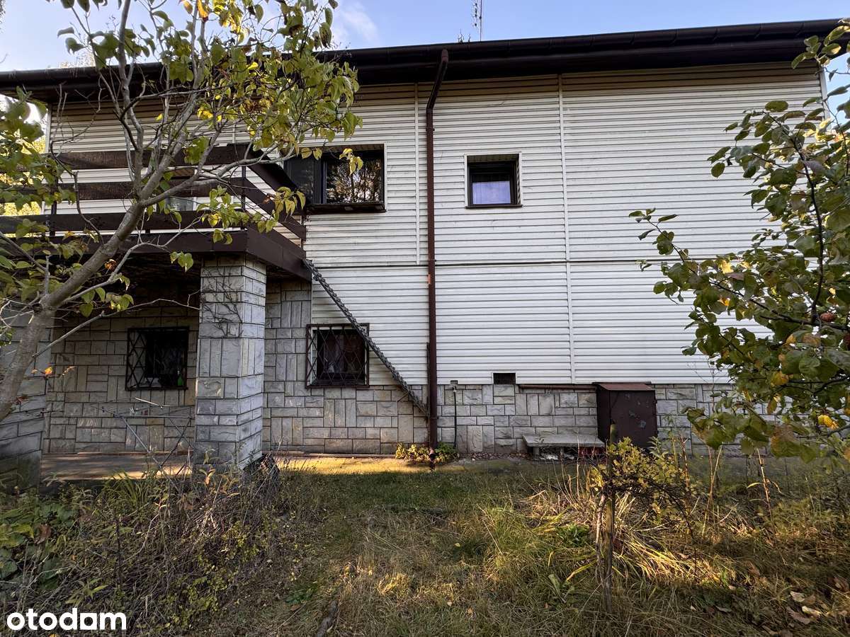 Działka 1340m2,osobne wejscie do gabinetu,6 pokoi-5