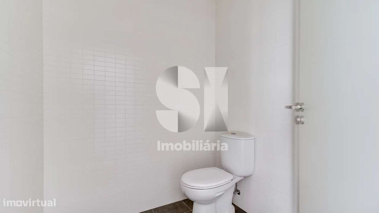 Loja de Rua em Zona Pedonal – Meirinhas | Pombal - Grande imagem: 4/21