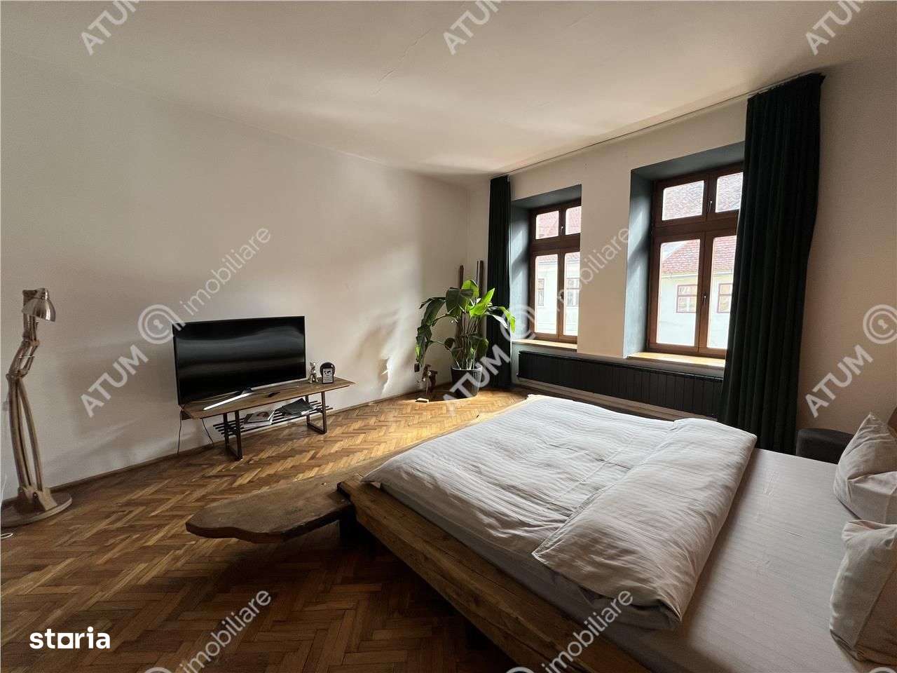 Doua studiouri renovate la etajul 1 zona Centrala\/Pietonala din Sibi - Imagine principală: 3/19