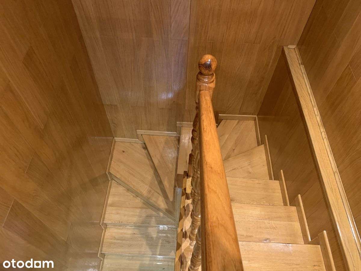 Piętrowe mieszkanie w Rudzie Śląskiej-18