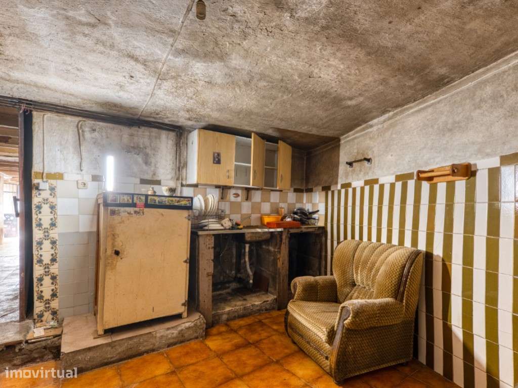 Moradia T3 de Rés-do-Chão e 1º Andar | Castelo - Mação - Grande imagem: 3/36