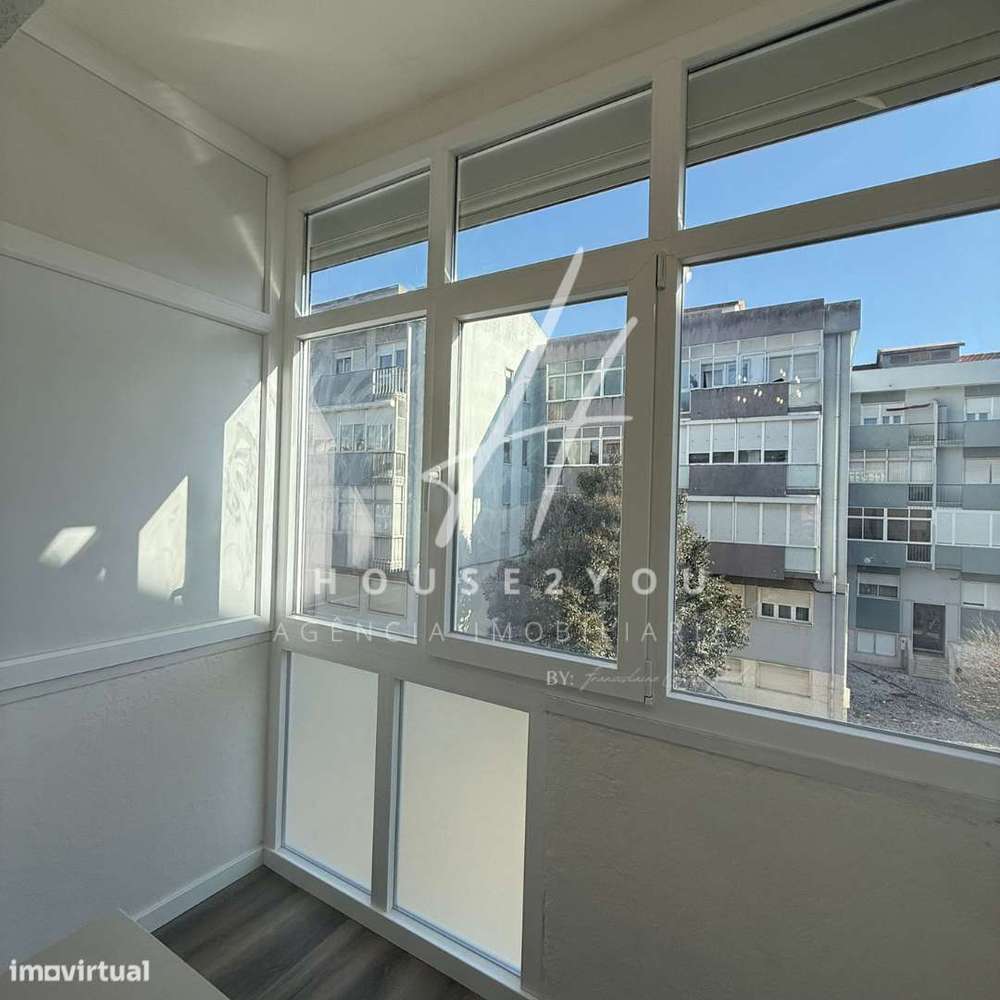 Apartamento T1, Linha de Sintra - Grande imagem: 5/11