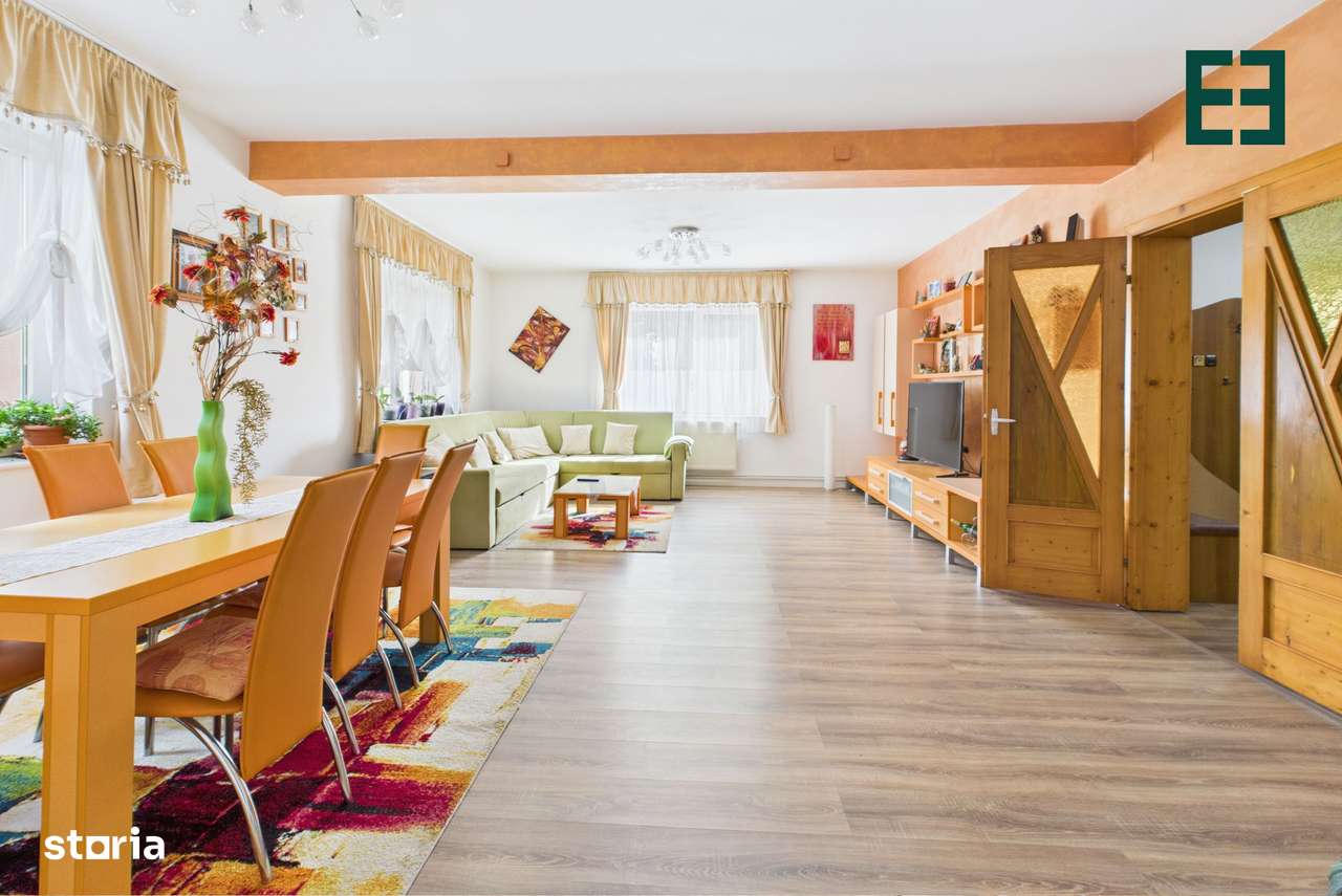 Casă tip Duplex cu 8 camere  - Zona Bujac - Arad - Imagine principală: 4/20