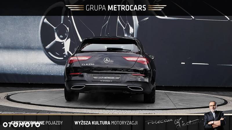 Mercedes-Benz CLA 250 Progressive 7G-DCT - 8