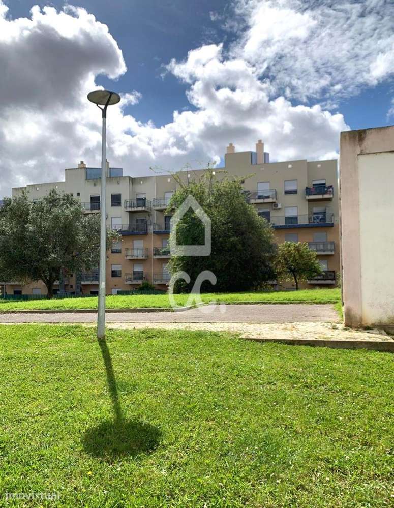 T2 em fase de remodelação, perto da Baía Seixal-26