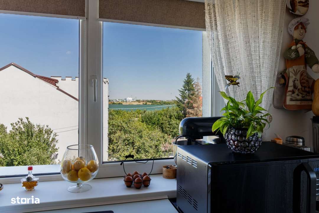 Cladire Moderna, Ideala pentru Locuinta sau Afacere, cu Terasa Panoram - Imagine principală: 2/19