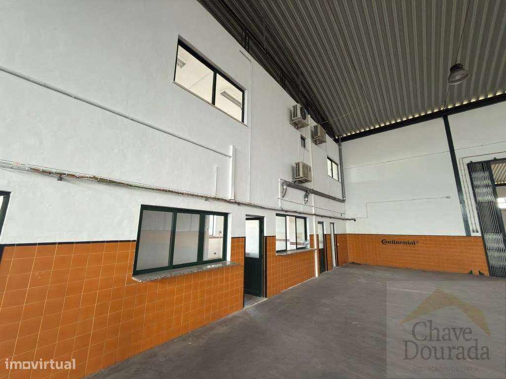 Dois armazéns - Taveiro-12