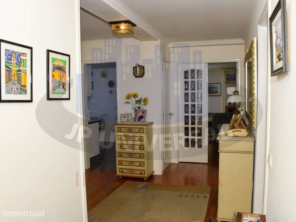 APARTAMENTO T5 NA AVENIDA MARQUÊS DE POMBAL DE LEIRIA COM VISTA PAR... - Grande imagem: 4/24
