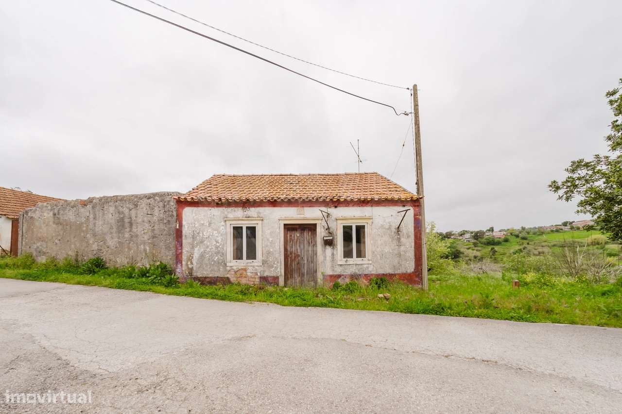 2 Moradias p/a recuperar em terreno plano c/ 4.603m2 - Grande imagem: 3/27