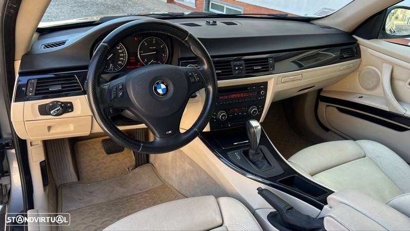 BMW 320 d Exclusive Auto - 34