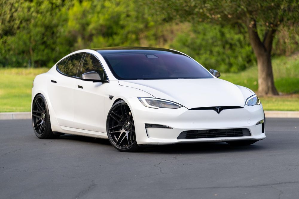 Tesla Model S 2022